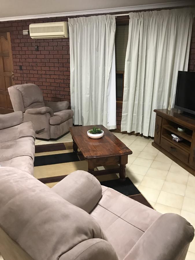 Sa House Villa Modbury Екстериор снимка